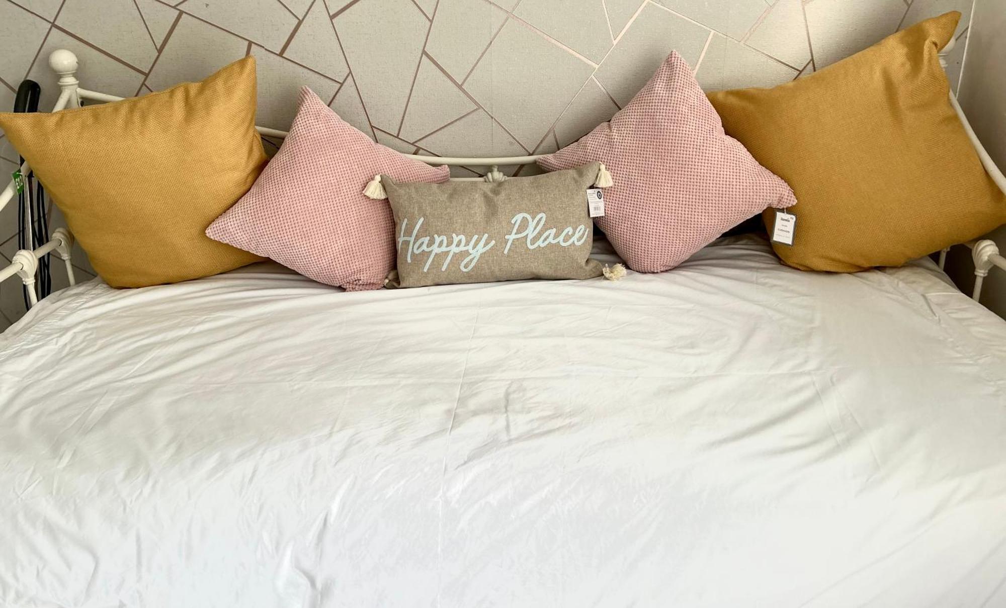 Happy Place With Kitchenette- Female Only London Eksteriør bilde